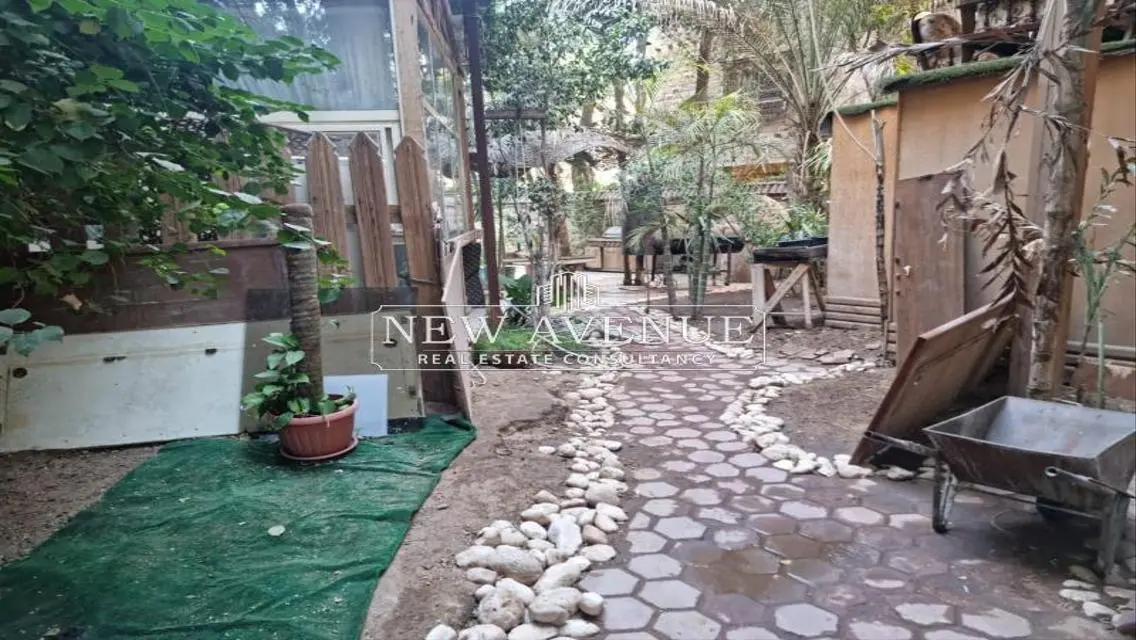 شقة فاخرة بمساحة 750 متر للبيع