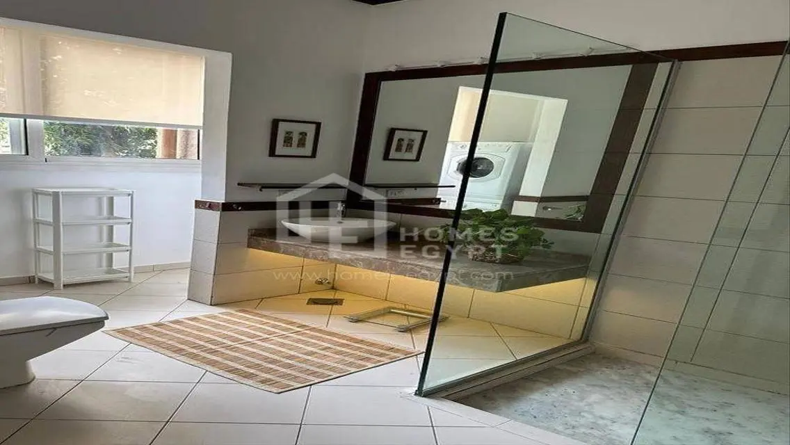 Ultra Modern Well Furnished Bright Apartment     .