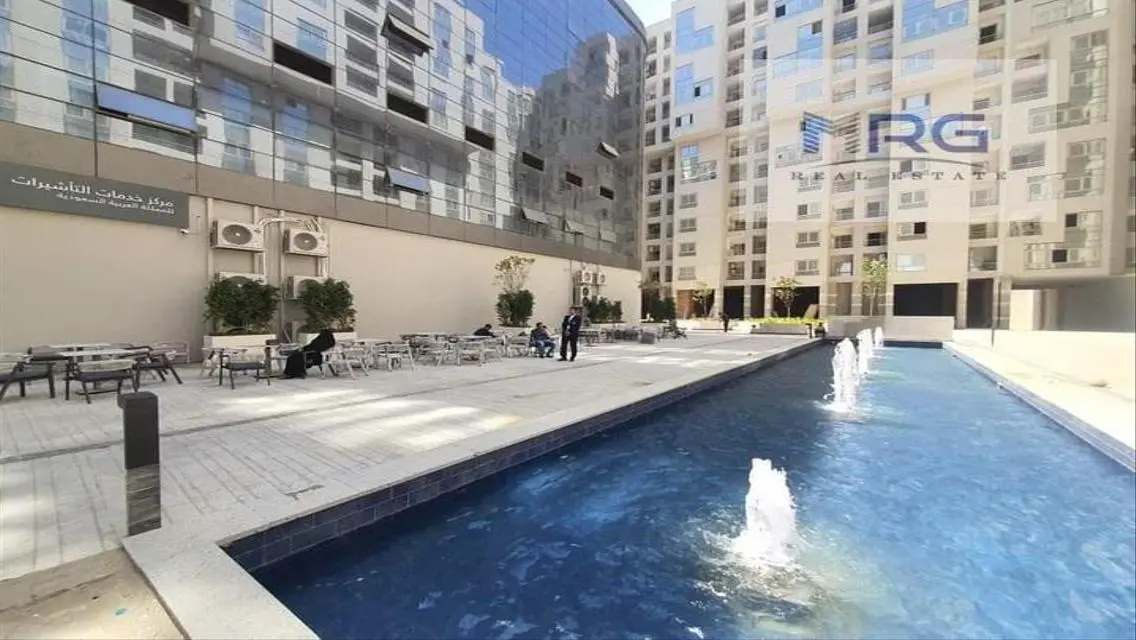 Apartment with direct view on the ring road