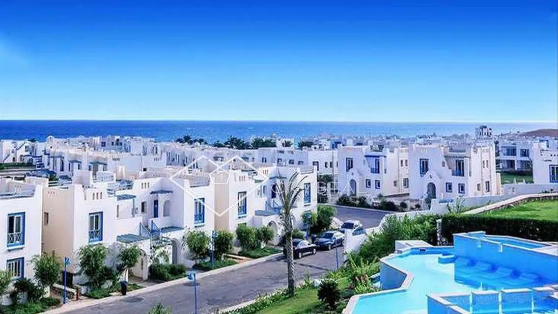 Townhouse with roof in Evia Village, prime locatio