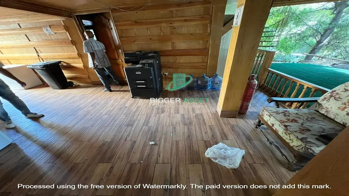 Administrative office|For rent|300Sqm|with garden