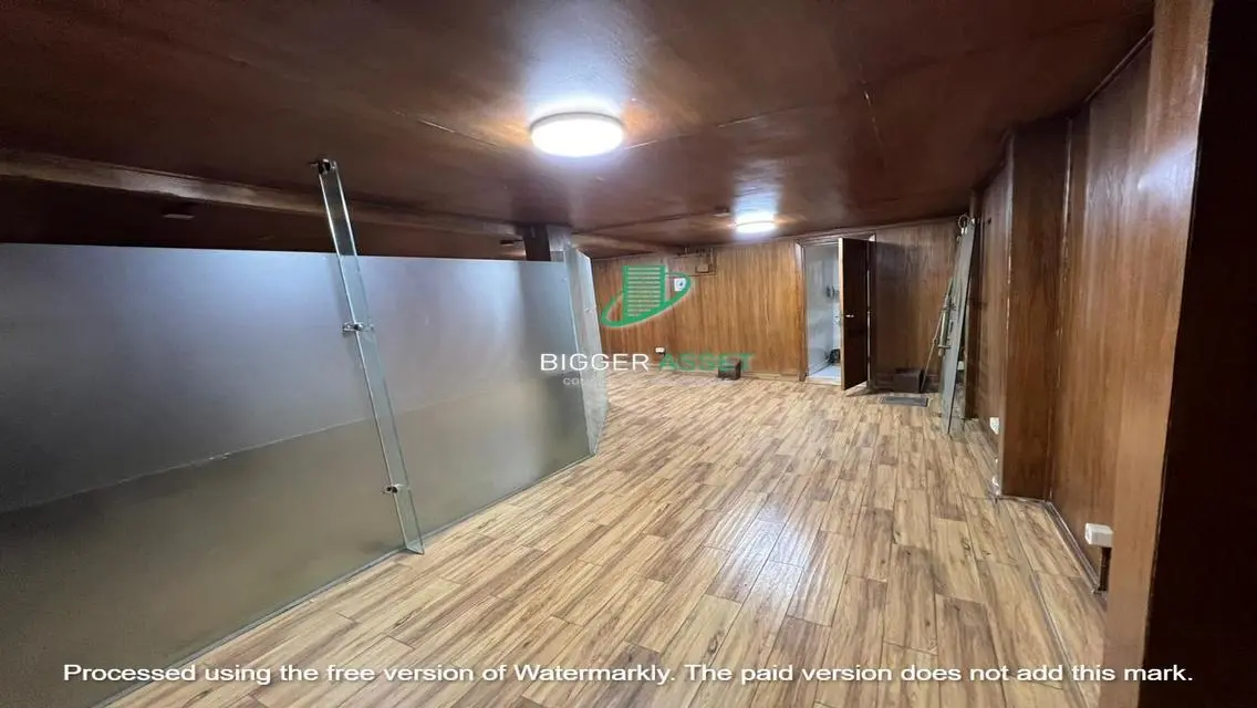 Administrative office|For rent|300Sqm|with garden