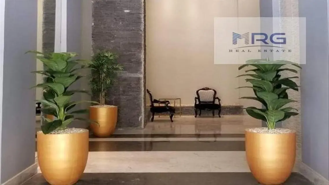 شقه فيو حمام مباشرة سباحه ومتشطبه بالكامل