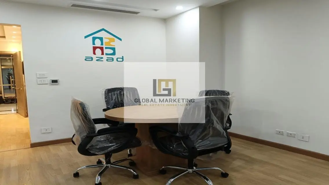 Fully finished office for rent 132m on North 90th